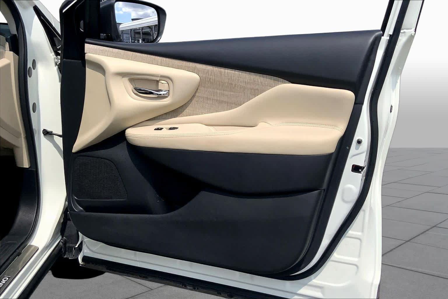 Used 2020 Nissan Murano SL FWD image 23