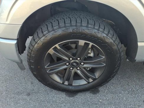 Used 2022 Ford F150 XLT w/ Equipment Group 302A High image 6