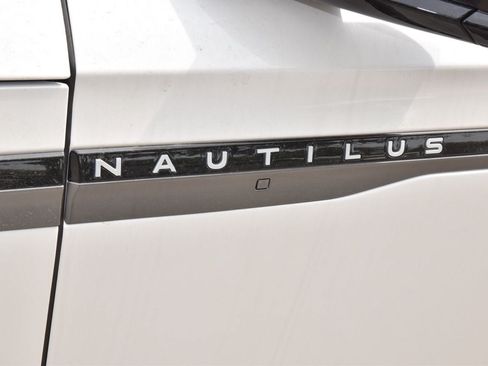 New 2026 Lincoln Nautilus Reserve w/ Jet Appearance Package AWD/4WD image 50