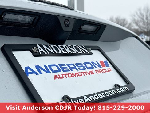 New 2026 Jeep Compass Latitude image 11