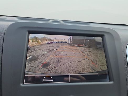 Used 2023 Chevrolet Equinox LT image 27