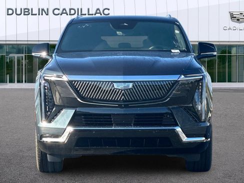 Certified 2026 Cadillac Escalade IQL Luxury AWD/4WD image 9