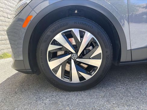 Certified 2023 Volkswagen ID.4 Pro RWD image 7