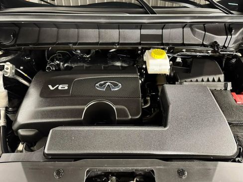 Used 2023 INFINITI QX60 Luxe w/ Performance Audio Package AWD/4WD image 9