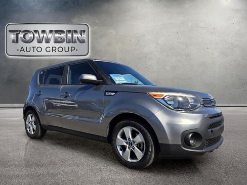 Used 2017 Kia Soul FWD image 2