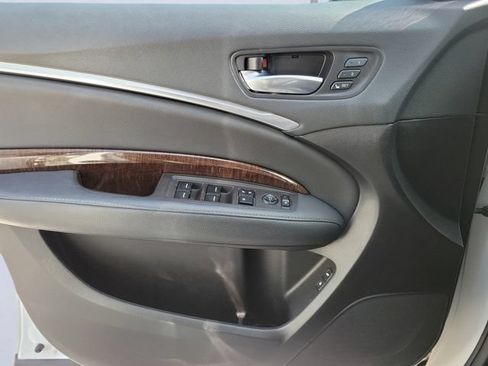 Used 2020 Acura MDX FWD image 23
