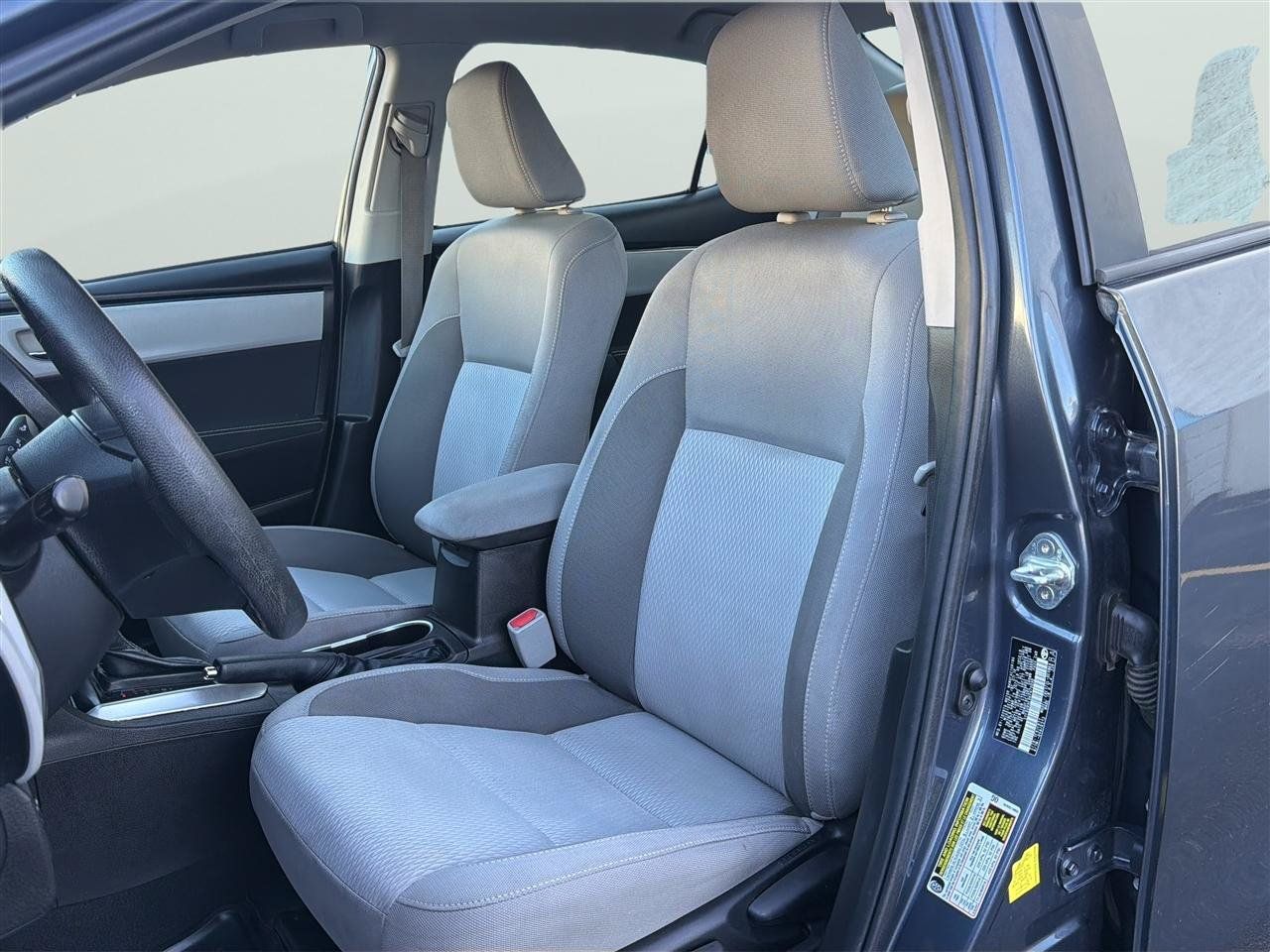 Used 2019 Toyota Corolla LE FWD image 12