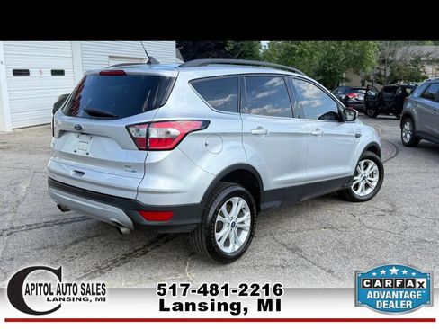Used 2018 Ford Escape SE w/ SE Sync 3 Package AWD/4WD image 8