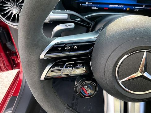 Used 2023 Mercedes-Benz SL 63 AMG 4MATIC image 22