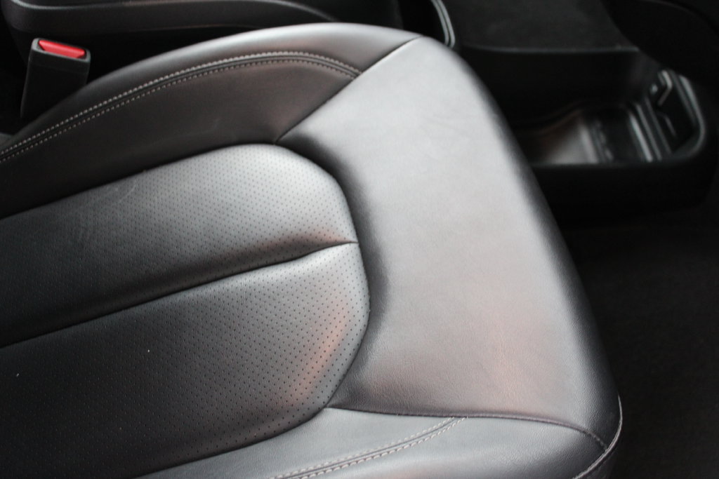 Used 2025 Chrysler Pacifica Select FWD image 24