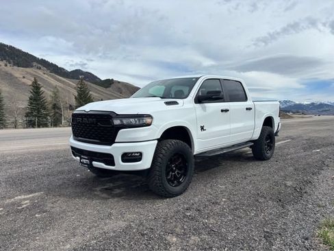 New 2025 RAM 1500 Big Horn AWD/4WD image 8