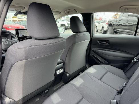 Used 2024 Toyota Corolla LE image 30