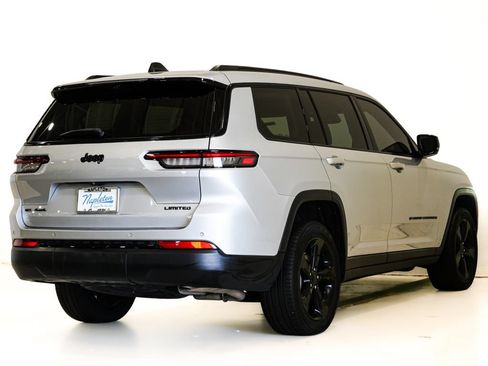 Used 2023 Jeep Grand Cherokee L Limited w/ Luxury Tech Group II AWD/4WD image 7