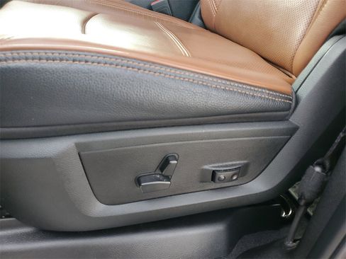 Used 2024 RAM 2500 Limited image 25