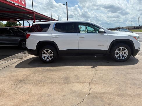 Used 2017 GMC Acadia SLE FWD image 13