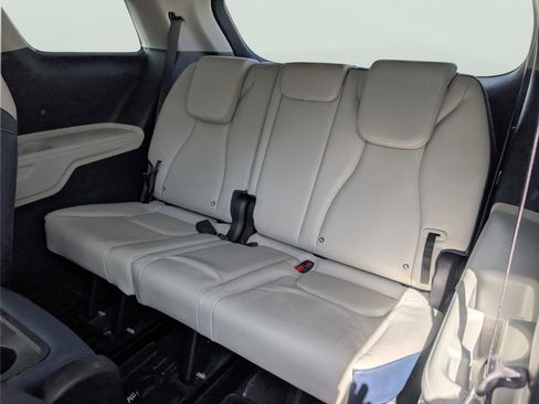 Used 2026 Kia Carnival SX w/ SX Dark Edition Package image 31