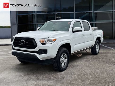 Used 2023 Toyota Tacoma SR AWD/4WD image 7