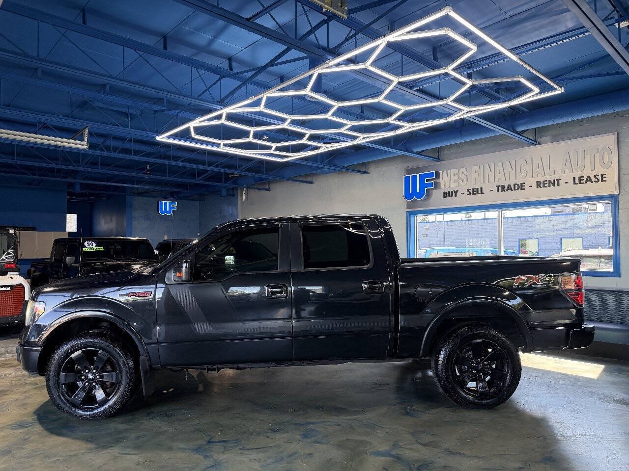 Used 2014 Ford F150 FX4 w/ Equipment Group 402A Luxury AWD/4WD image 12