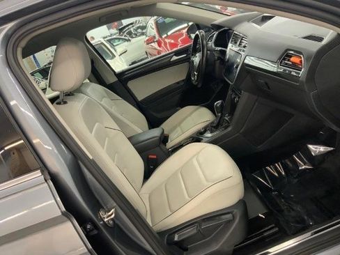 Used 2019 Volkswagen Tiguan SEL Premium AWD/4WD image 16