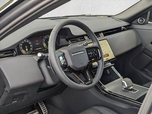 Used 2024 Land Rover Range Rover Evoque Dynamic SE AWD/4WD image 5