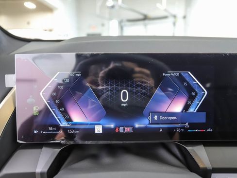 Used 2025 BMW X3 xDrive30i w/ Premium Package image 15