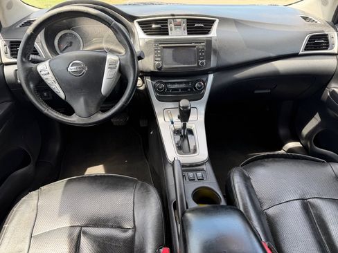 Used 2015 Nissan Sentra SR w/ SR Premium Package FWD image 9