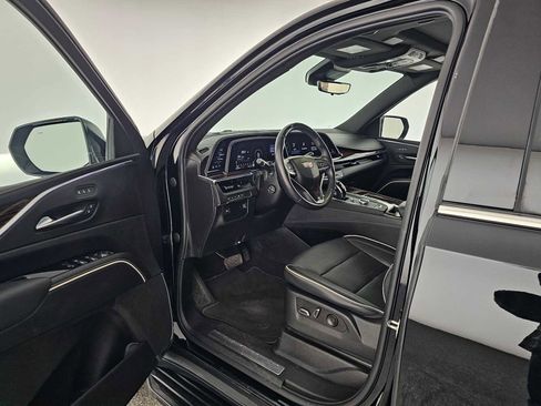 Used 2023 Cadillac Escalade Premium Luxury image 20