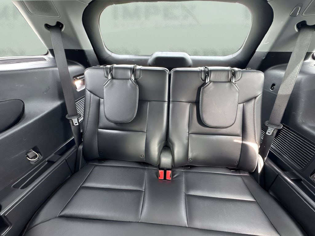 Used 2021 Ford Explorer Limited w/ Equipment Group 301A AWD/4WD image 14