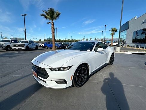 Certified 2024 Ford Mustang Coupe image 3