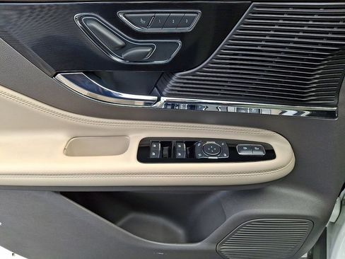 Certified 2022 Lincoln Corsair AWD w/ Equipment Group 101A image 12