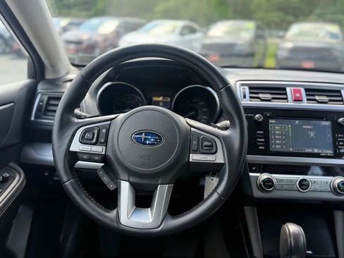 Used 2016 Subaru Legacy 2.5i Premium w/ Moonroof Package AWD/4WD image 15