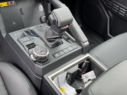 New 2026 Toyota Tacoma TRD Off-Road AWD/4WD image 19