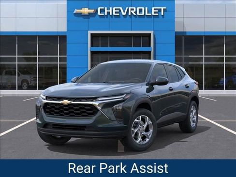 New 2026 Chevrolet Trax LS w/ LS Convenience Package image 6