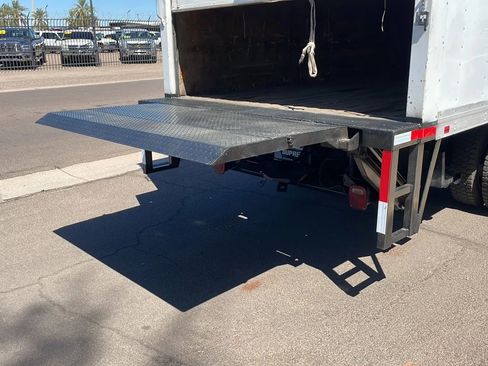 Used 2015 Ford F550 2WD Regular Cab Super Duty image 12