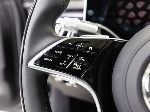 Certified 2024 Mercedes-Benz Maybach S 580 4MATIC image 11