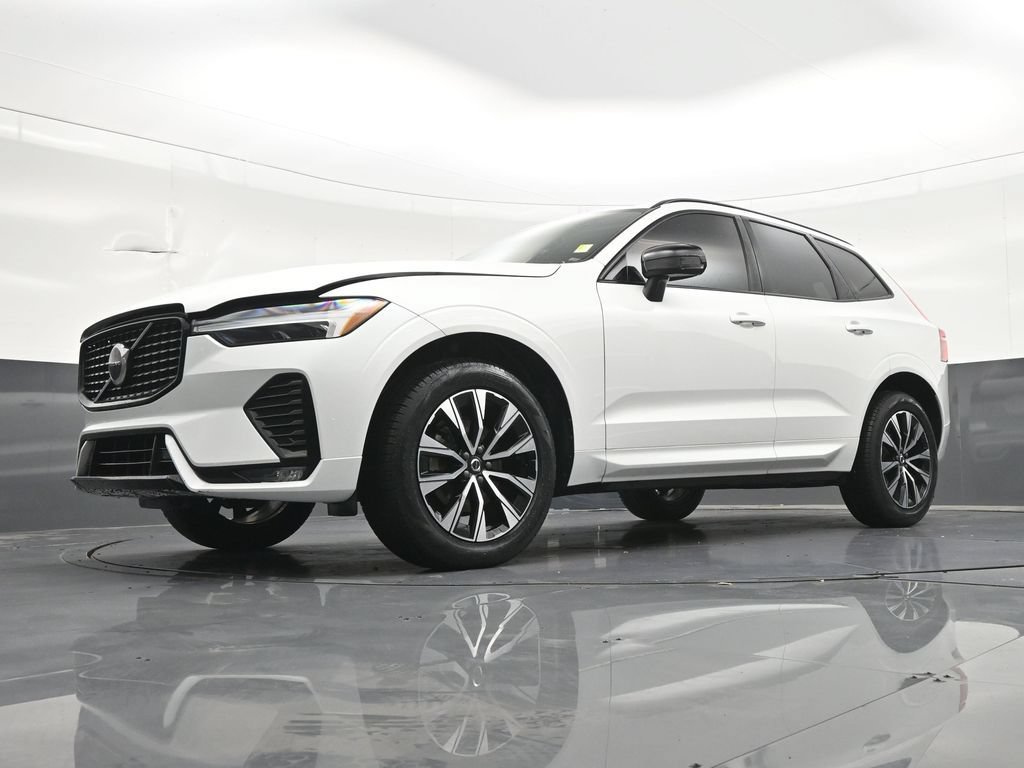 Certified 2024 Volvo XC60 B5 Core w/ Protection Package Premier AWD/4WD image 24