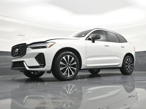 Certified 2024 Volvo XC60 B5 Core w/ Protection Package Premier AWD/4WD image 24