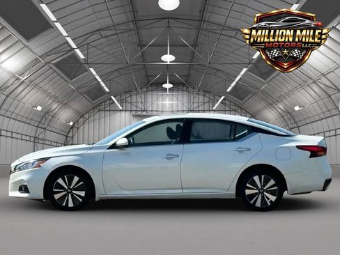 Used 2020 Nissan Altima 2.5 SV AWD/4WD image 8