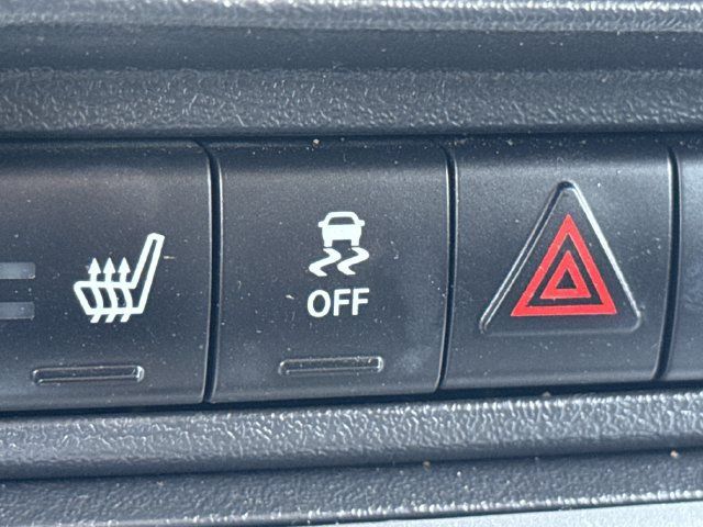 Used 2014 Jeep Compass Latitude FWD image 30