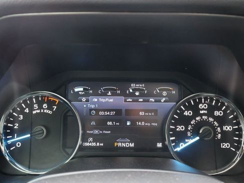 Used 2019 Ford F150 Lariat w/ Equipment Group 502A Luxury AWD/4WD image 11