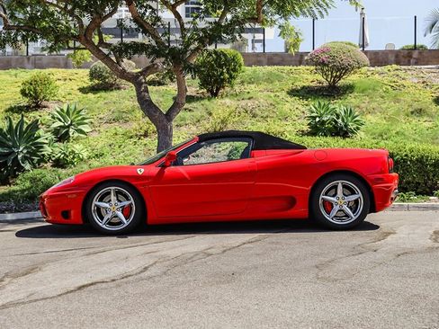 Used 2005 Ferrari 360 Spider RWD image 4