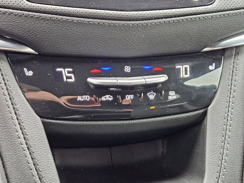 Used 2024 Cadillac XT5 Premium Luxury w/ Technology Package image 21