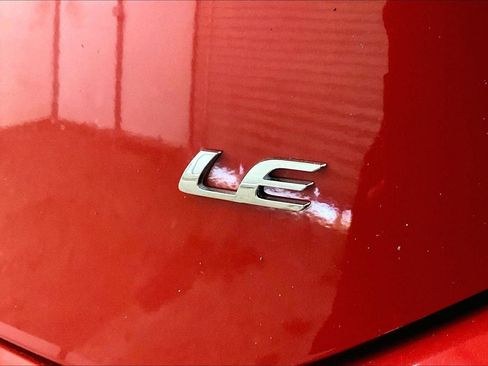 Used 2016 Toyota Corolla LE image 13