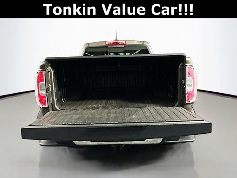 Used 2015 GMC Canyon SLE w/ SLE Convenience Package image 25