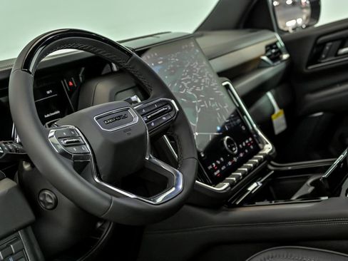 New 2026 GMC Yukon XL Denali w/ Denali Reserve Package AWD/4WD image 12