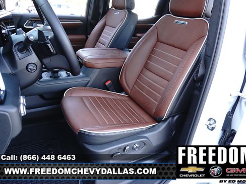 Used 2026 GMC Sierra 1500 Denali Ultimate AWD/4WD image 9
