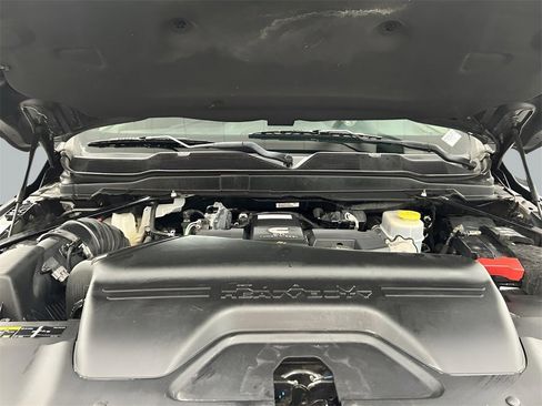 Used 2021 RAM 2500 Big Horn image 17