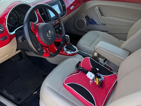 Used 2019 Volkswagen Beetle 2.0T S FWD image 7