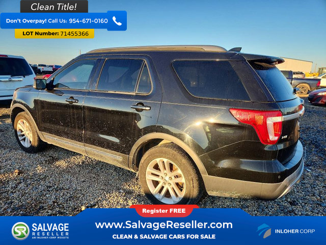Used 2016 Ford Explorer XLT w/ Equipment Group 202A FWD image 3