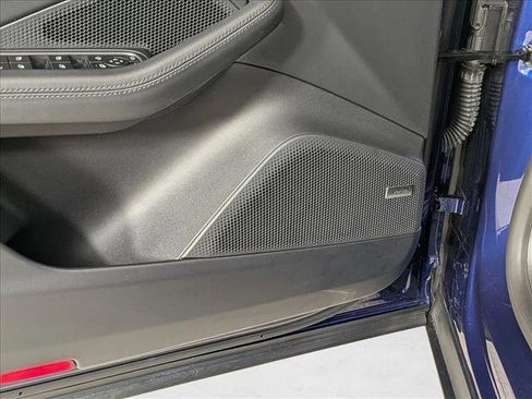 Certified 2024 Porsche Macan 4 Electric AWD/4WD image 14